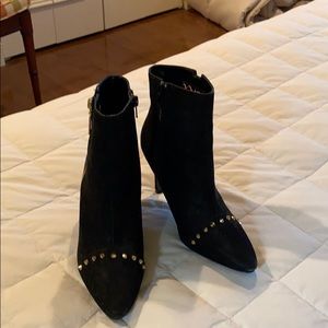 Ladies Black Suede Pointy Toe Booties